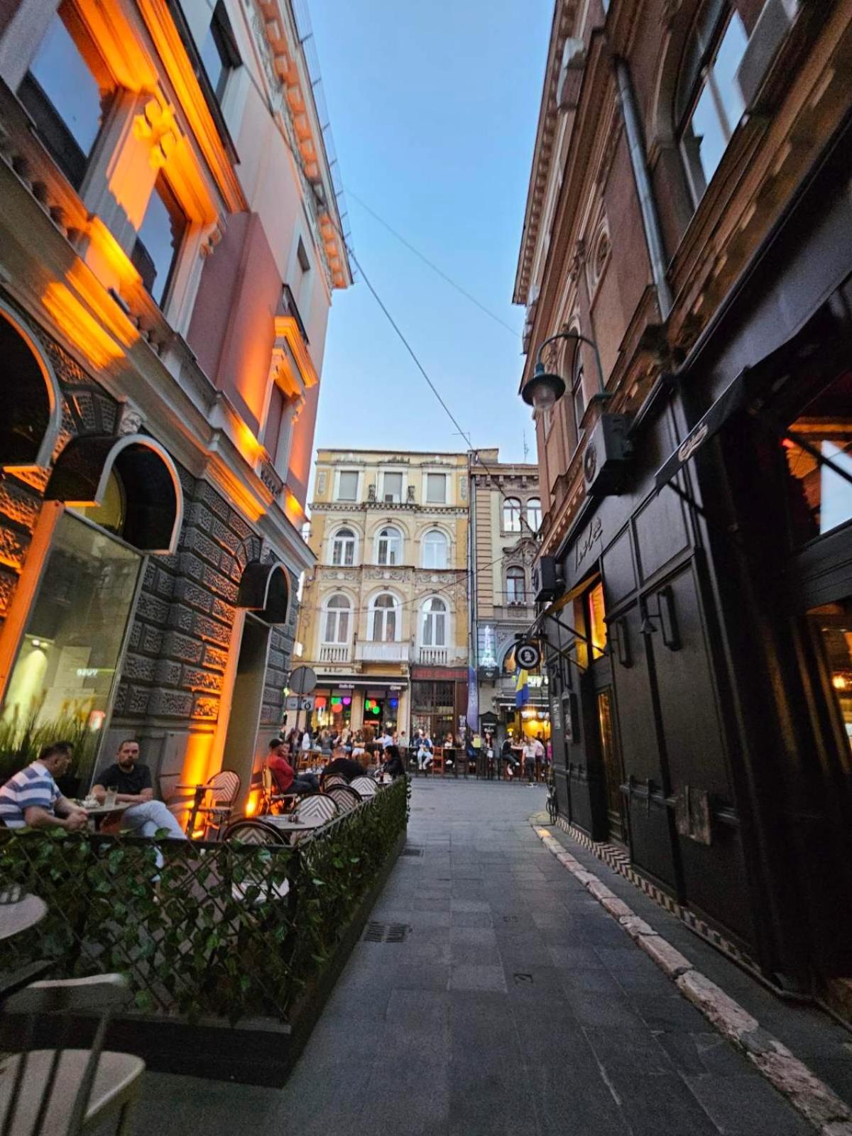 Leopold Chillout Hostel SJJ Exterior foto
